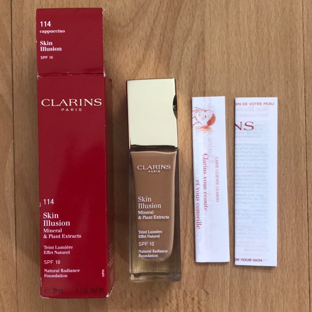 Clarins Skin illusion SPF 10 Foundation 114
